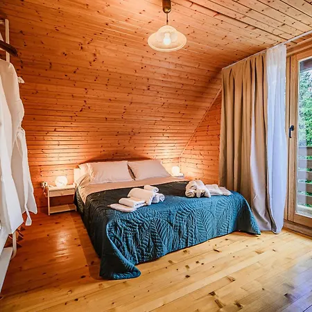 Log Vista View With Seasonal Hot Tub * Bizeljsko