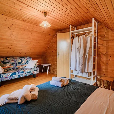 Log Vista View With Seasonal Hot Tub