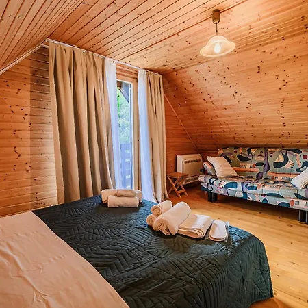 Log Vista View With Seasonal Hot Tub