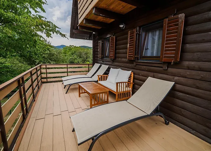 Log Vista View With Seasonal Hot Tub