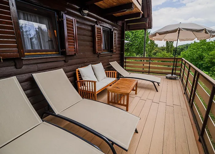 Počitniška hiša Log Vista View With Seasonal Hot Tub